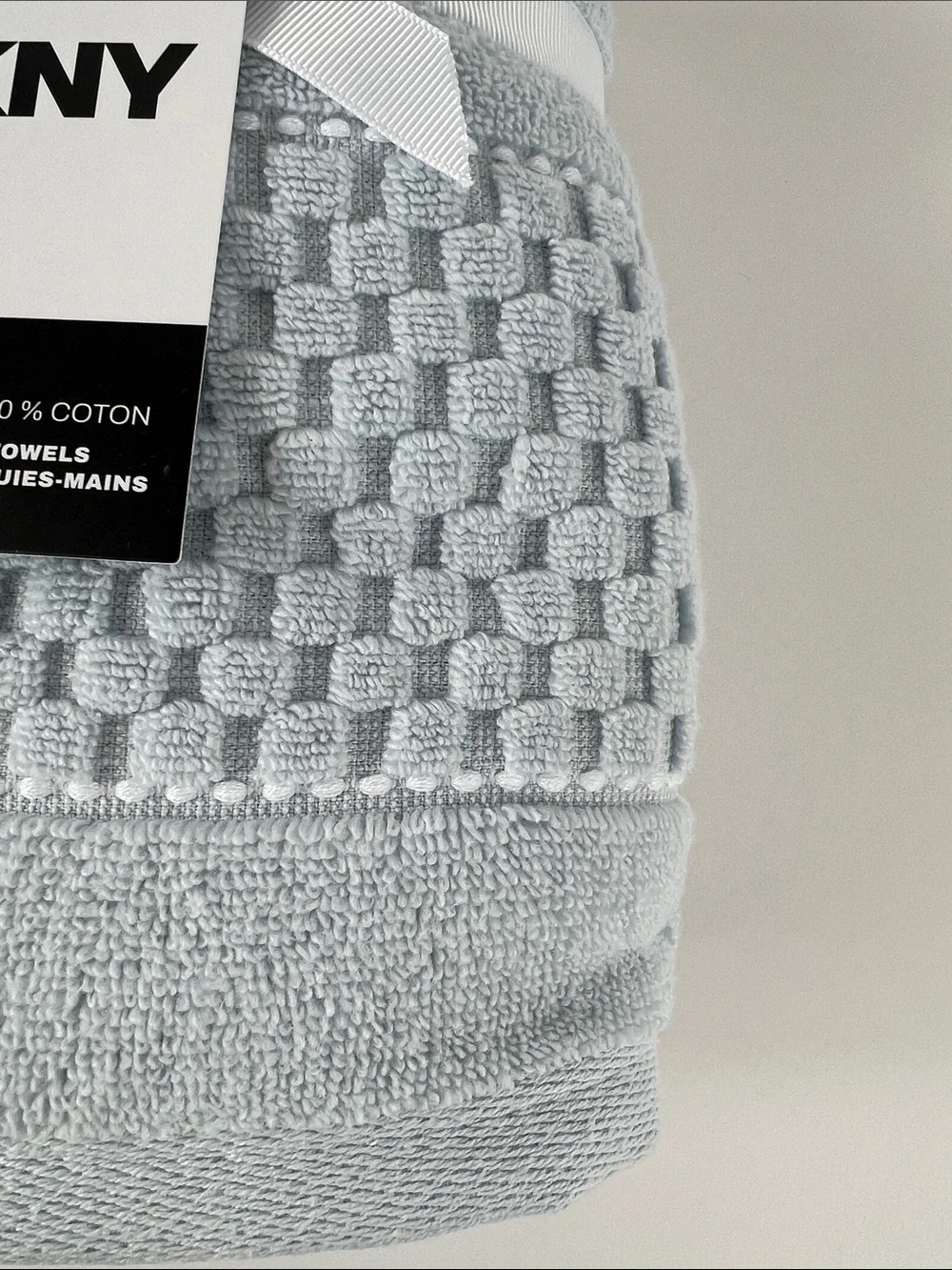 DKNY Bath Hand Towels Light Blue Textured Plush Soft Cotton Quick Dry 2 Pc NEW
